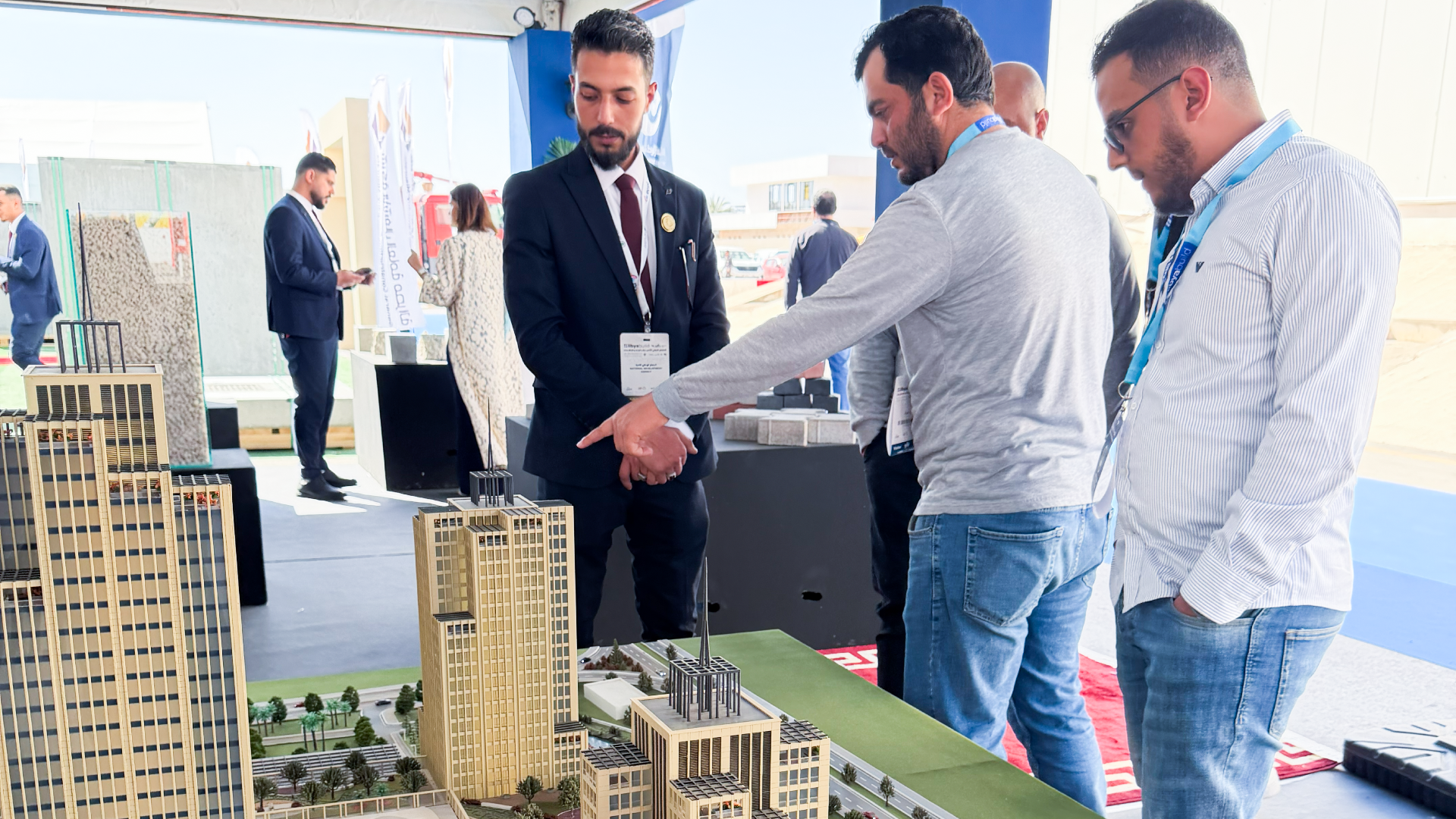 ضع علامتك التجارية أمام الجمهور المستهدف